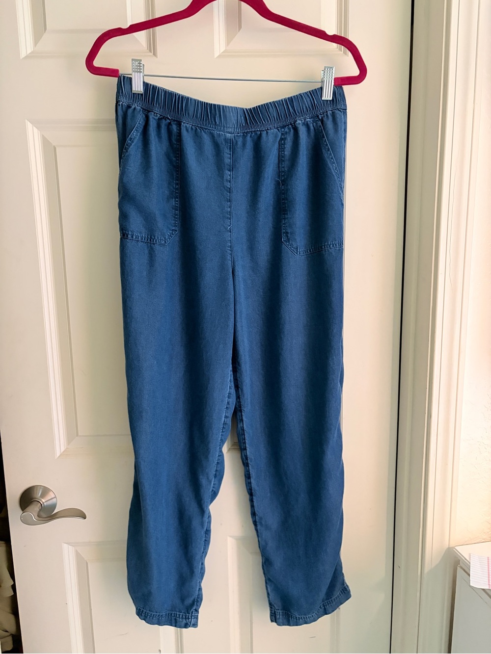 Lightweight flowy pant